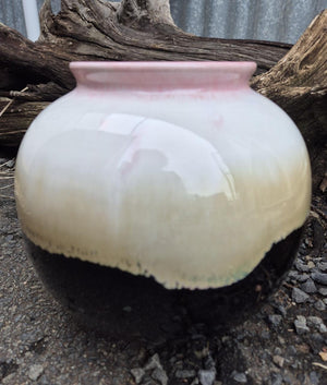 ORB VASE - LOVE POTION ORB VASE - LOVE POTION