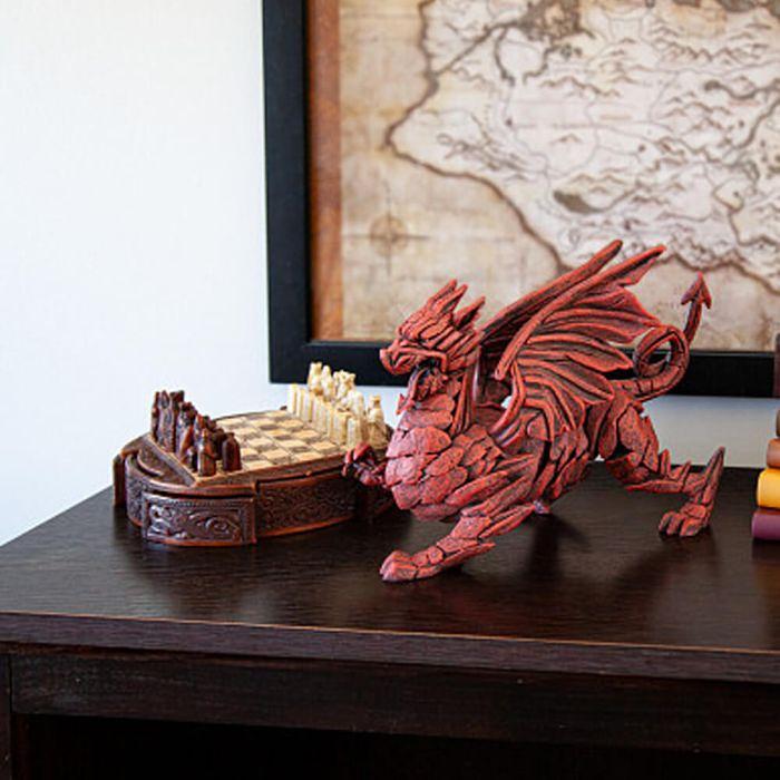 EDGE DRAGON FIGURE