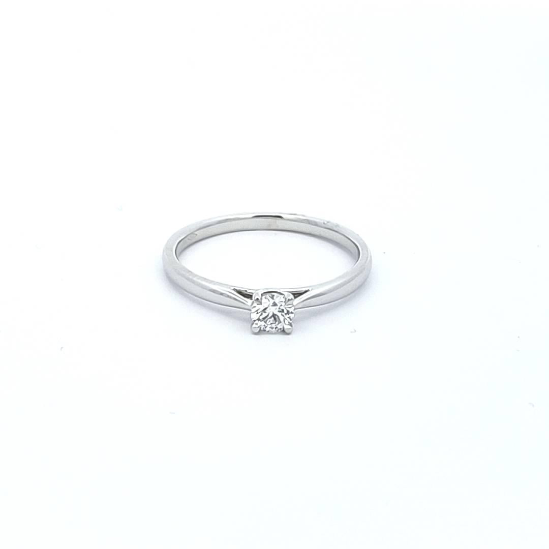 14WG DIAMOND SOLITAIRE RING