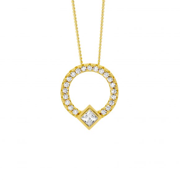 SS GP CZ CIRCLE PENDANT WITH PRINCESS CUT BEZEL