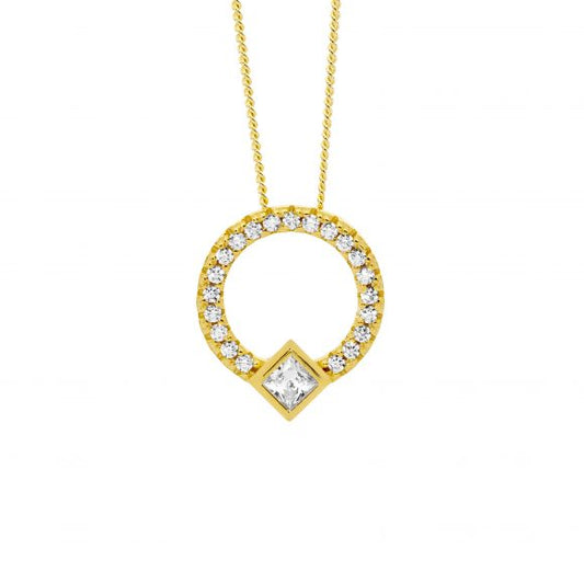 SS GP CZ CIRCLE PENDANT WITH PRINCESS CUT BEZEL