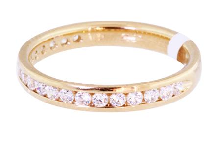 18CT YELLOW GOLD DIAMOND WEDDING BAND