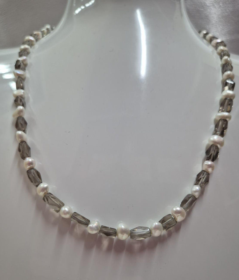 STERLING SILVER FRESHWATER PEARL AND SMOKEY QUARTZ NECKLACE