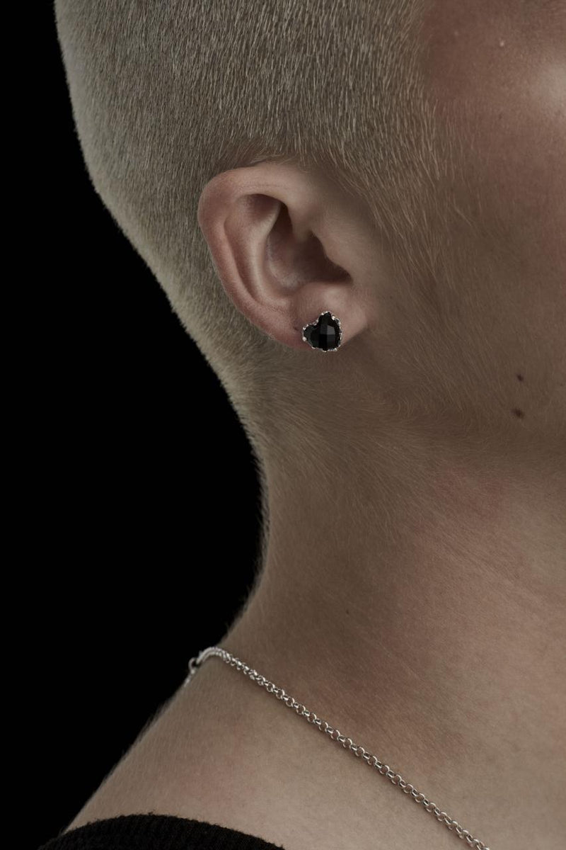 LOVE CLAW EARRINGS