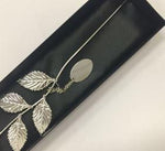 RED ROSE  WITH OVAL ENGRAVING PLAQUE