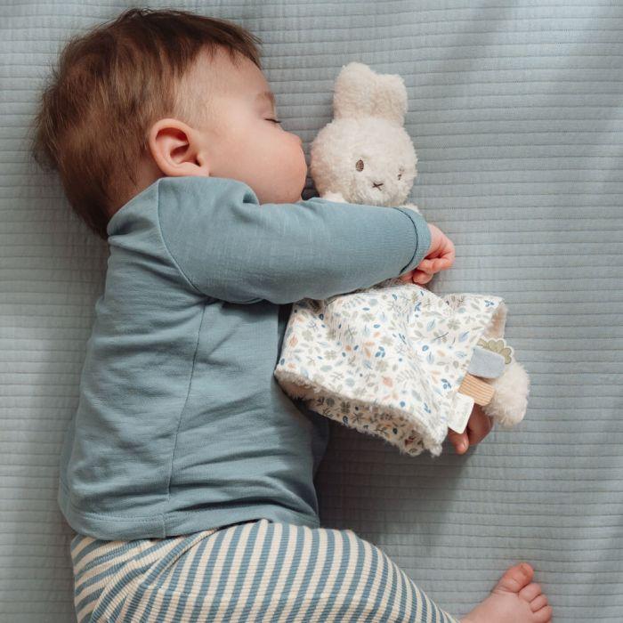 MIFFY CUDDLE TOY - LUCKY LEAVES