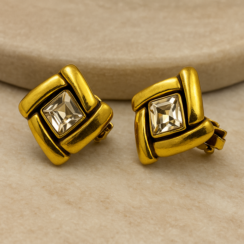 GOLD LOOK CLIP ON EARRINGS