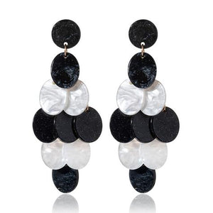 BLK & WHT DISC DROP EARRINGS