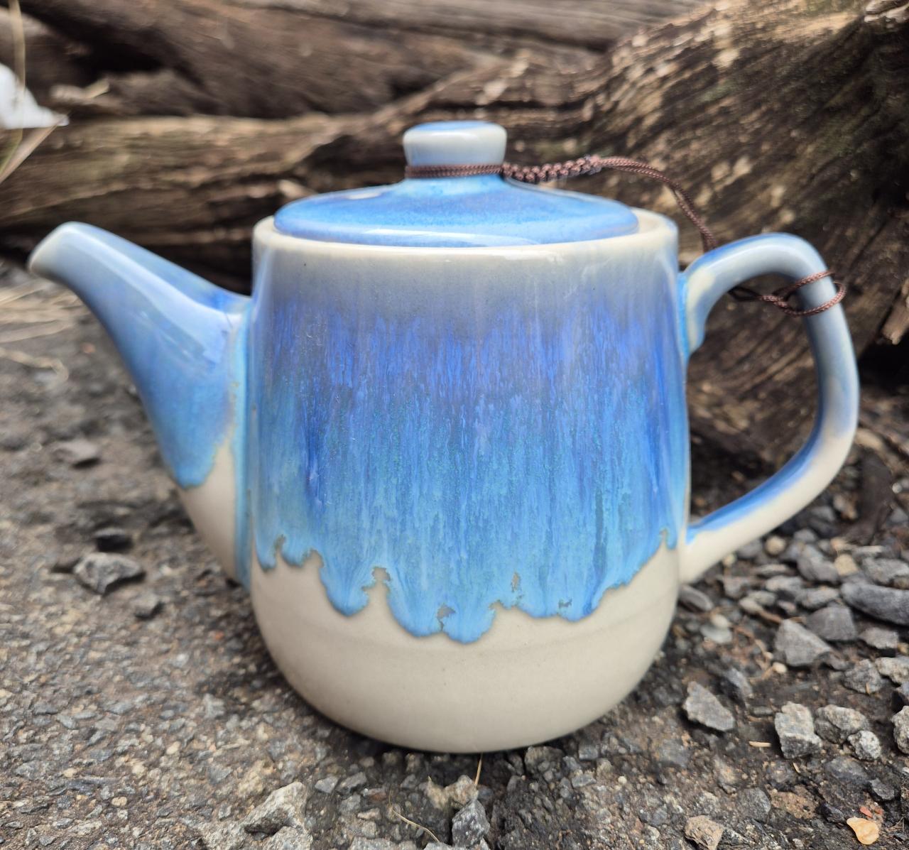 HANSEL HANDMADE TEAPOT