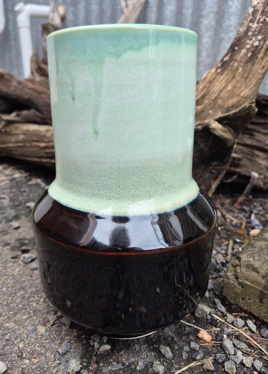 TOWER VASE - SEXY LIME