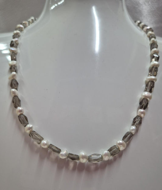 STERLING SILVER FRESHWATER PEARL AND SMOKEY QUARTZ NECKLACE
