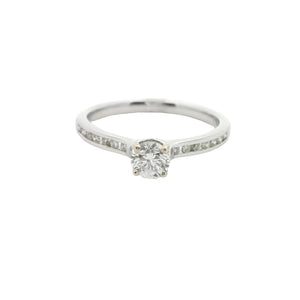 18CT WHITE GOLD DIAMOND ENGAGEMENT RING