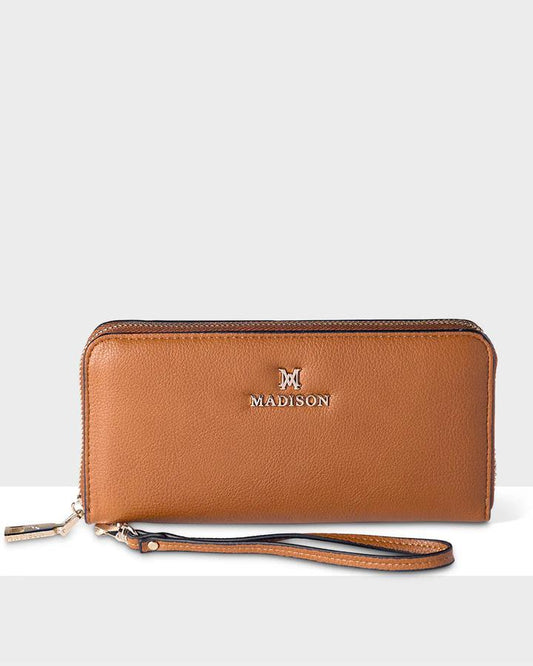 CLUTCH WALLET TAN