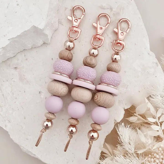 CHUCKLE & WOOD KEYCHAIN LYLA