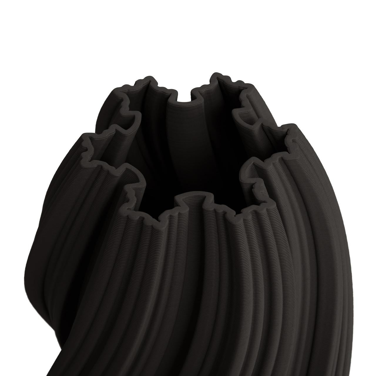 EMMA BLACK VASE