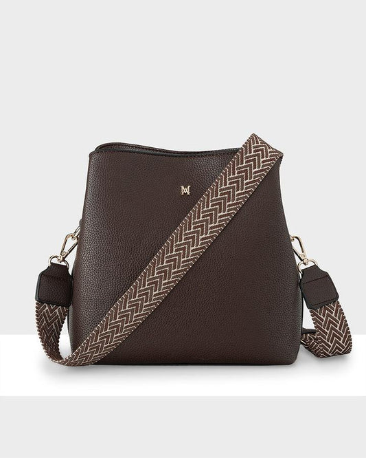 MADISON JOANIE BUCKET BAG CHOCOLATE