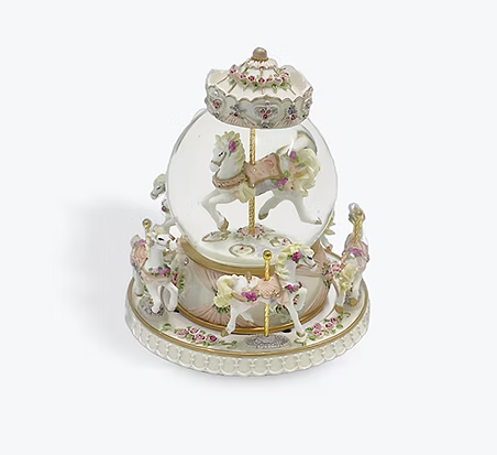 GLOBE ROATATING MUSICAL SNOW DOME