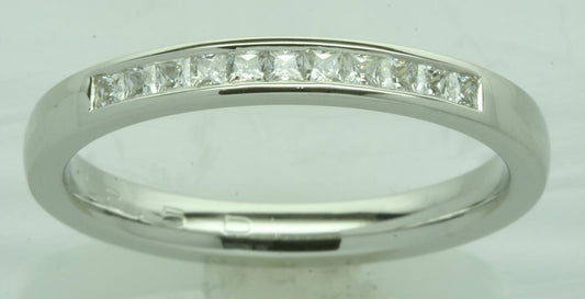 9WG PRINCESS CUT DIAMOND WEDDER